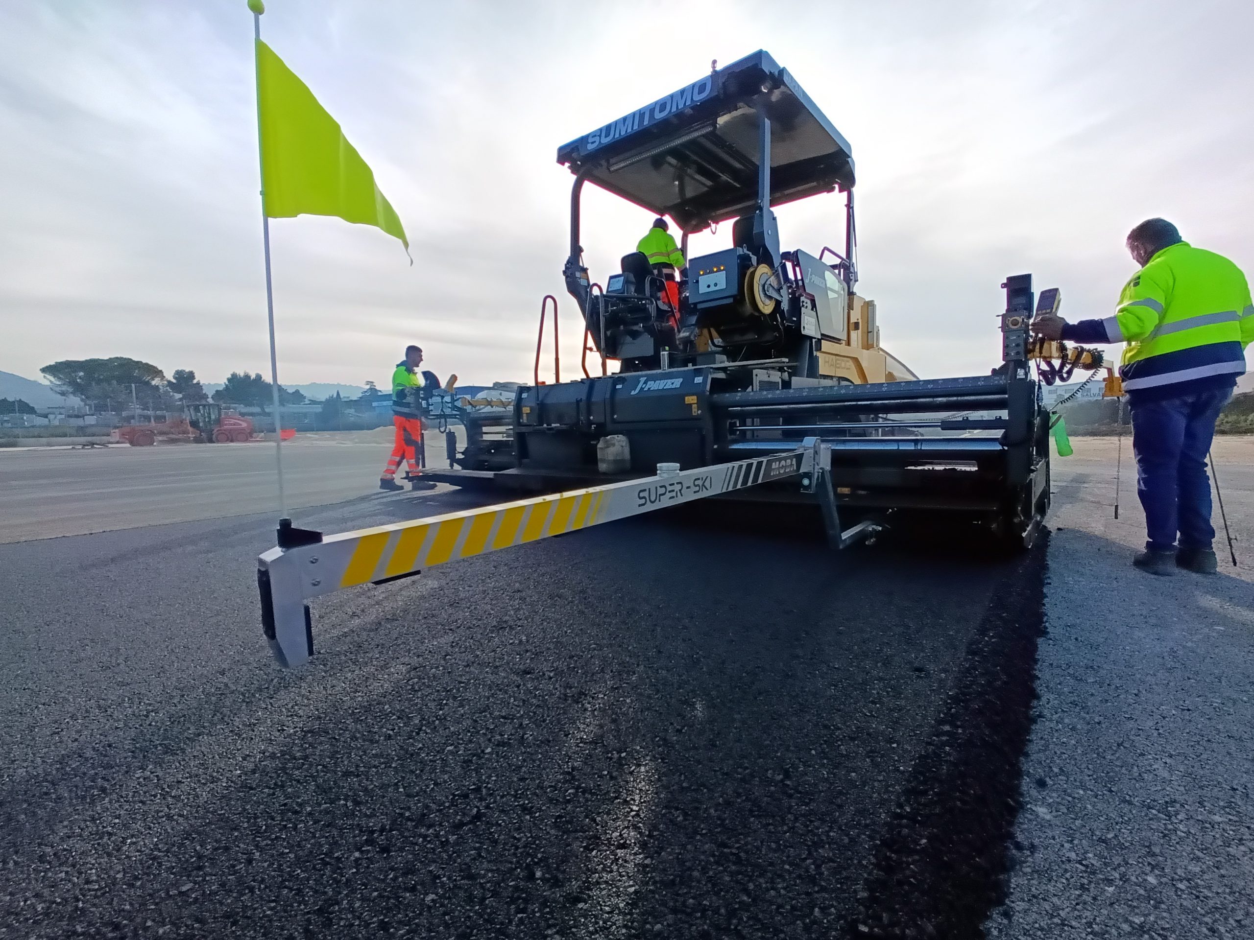 SUMITOMO HA60C 11 Appalti Engineering Aeroporto Pescara 7 scaled1