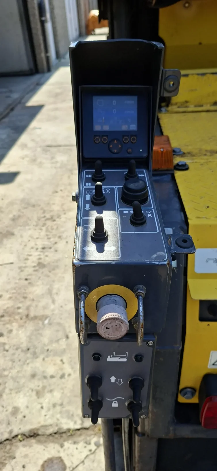 SUMITOMO HA60W-8 2019 (23)
